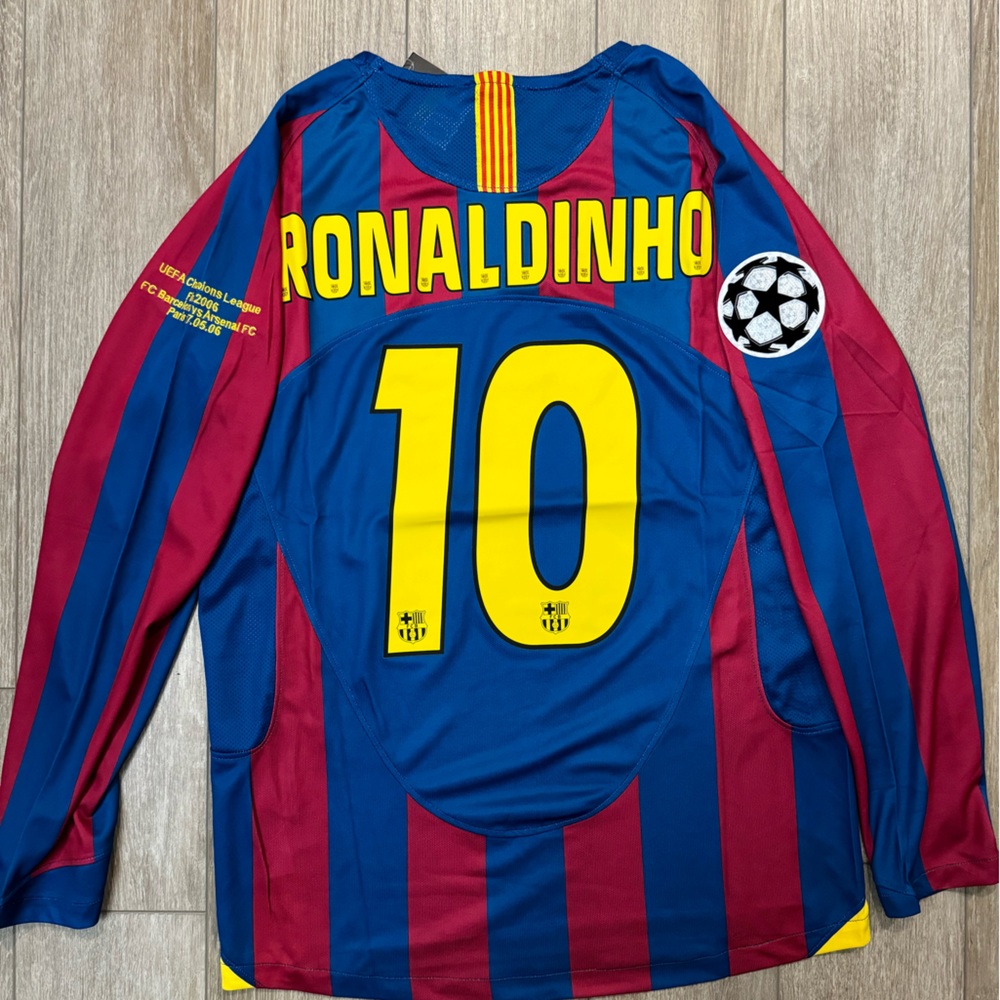 Ronaldinho 10 Retro Barcelona 2006  Champions League
